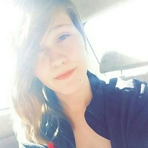 Meet your Posher, Saige